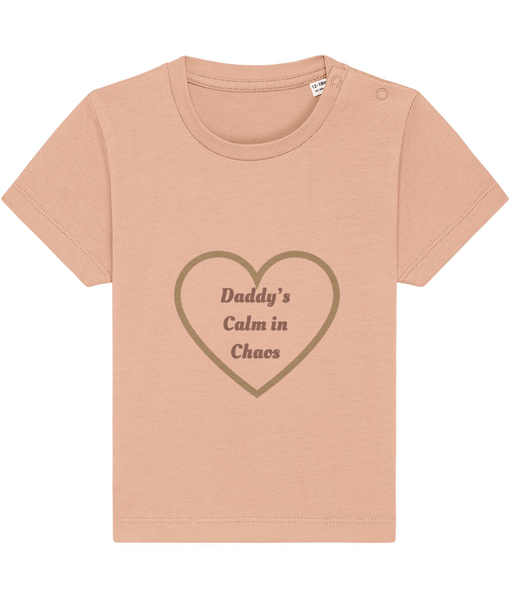 Daddy’s Calm in Chaos organic baby bodysuit – TamieTots UK

Soft slogan babywear gift for dads – made from 100% organic cotton

Unisex bodysuit with daddy-themed print – lightweight and eco-friendly