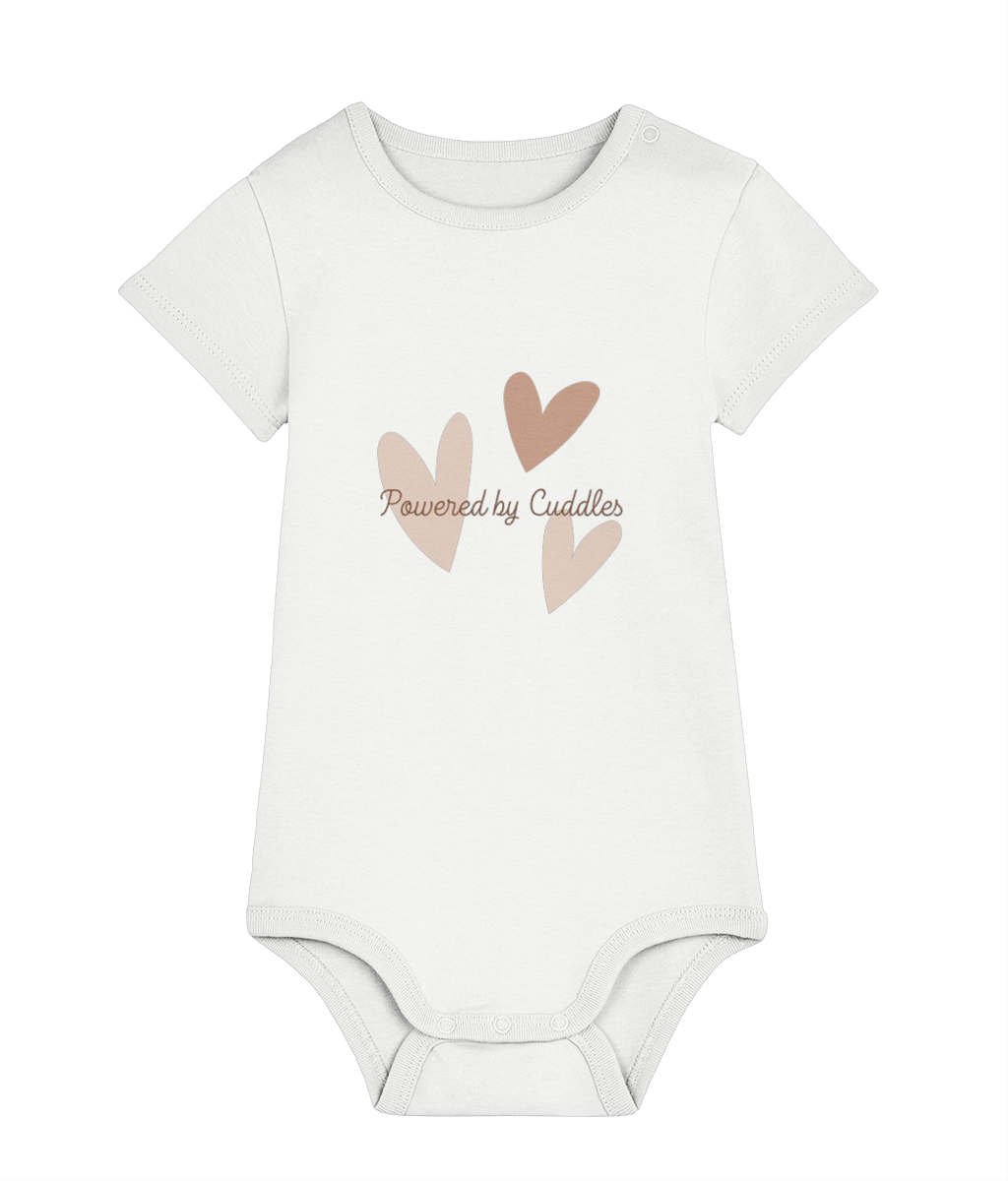 Powered by Cuddles organic baby bodysuit – TamieTots UK

Gender-neutral babywear in premium organic cotton

Soft slogan bodysuit for newborns and baby gifts