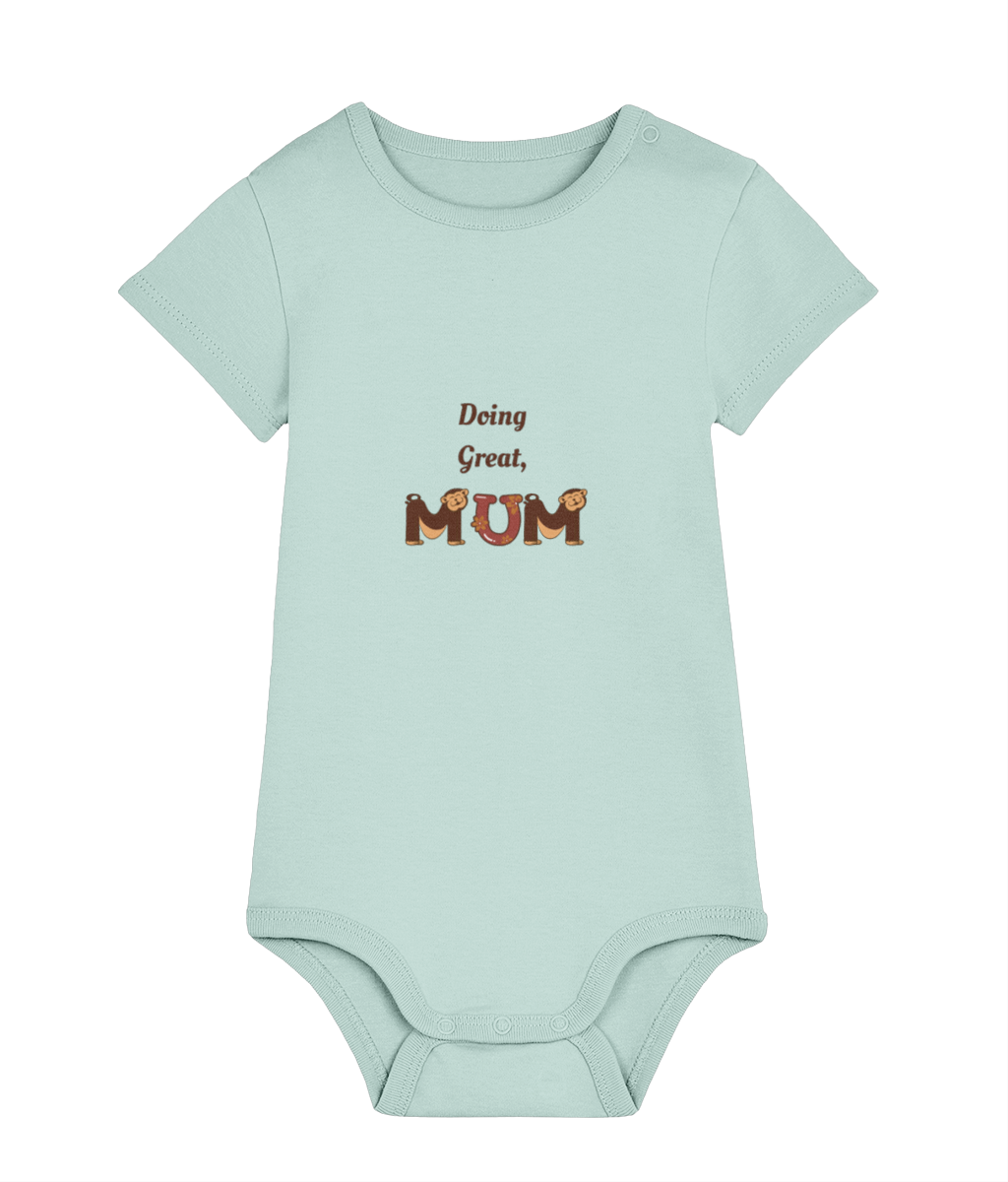 Doing Great Mum organic cotton baby bodysuit – TamieTots UK

Gentle slogan babywear made from 210gsm premium organic cotton

New mum gift bodysuit with positive message – unisex fit