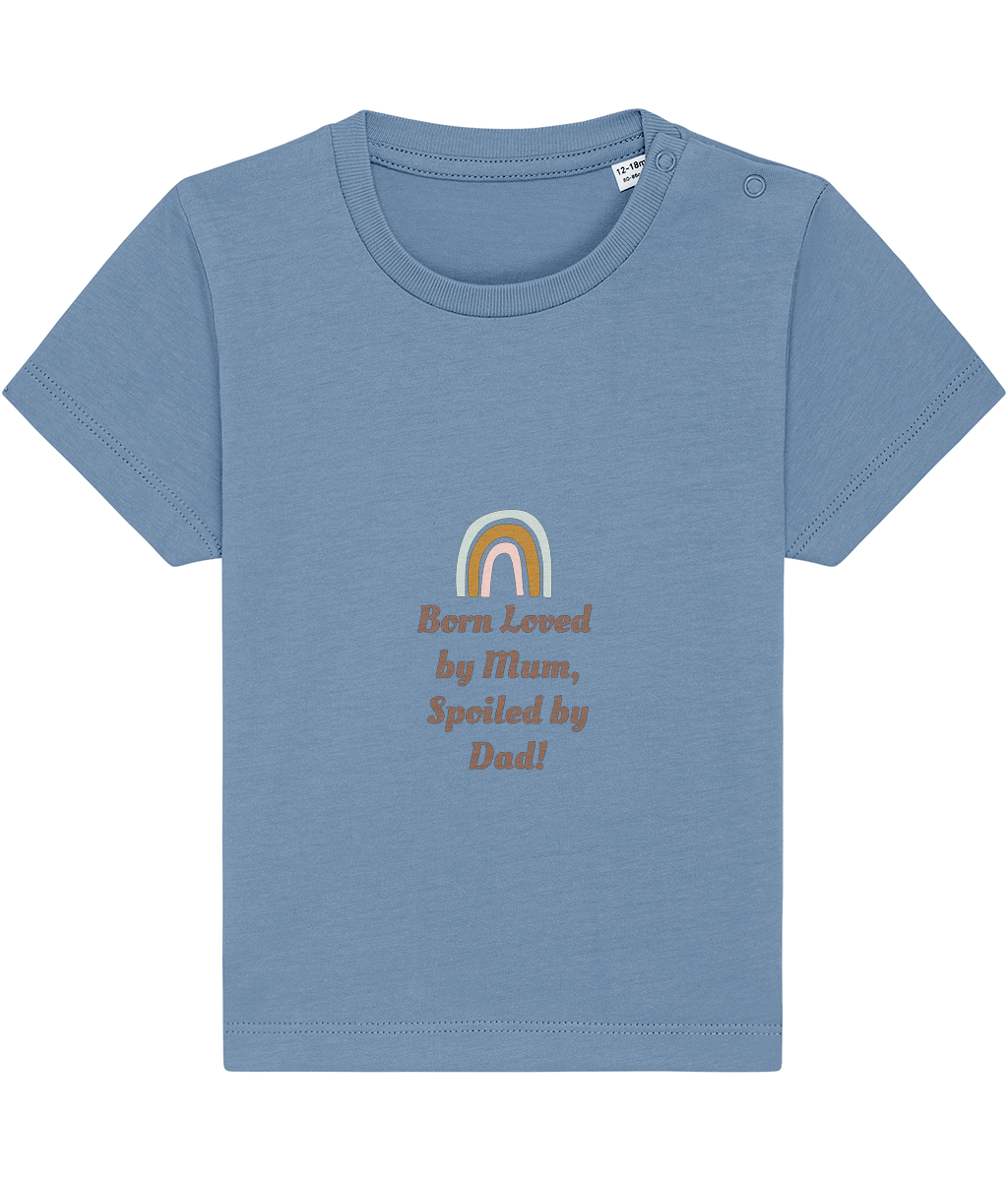 Born loved by Mum, Spoiled by Dad organic baby bodysuit by TamieTots – UK made

Slogan babywear gift in 155gsm organic cotton – soft and sentimental

Emotional message baby bodysuit – perfect new baby gift
